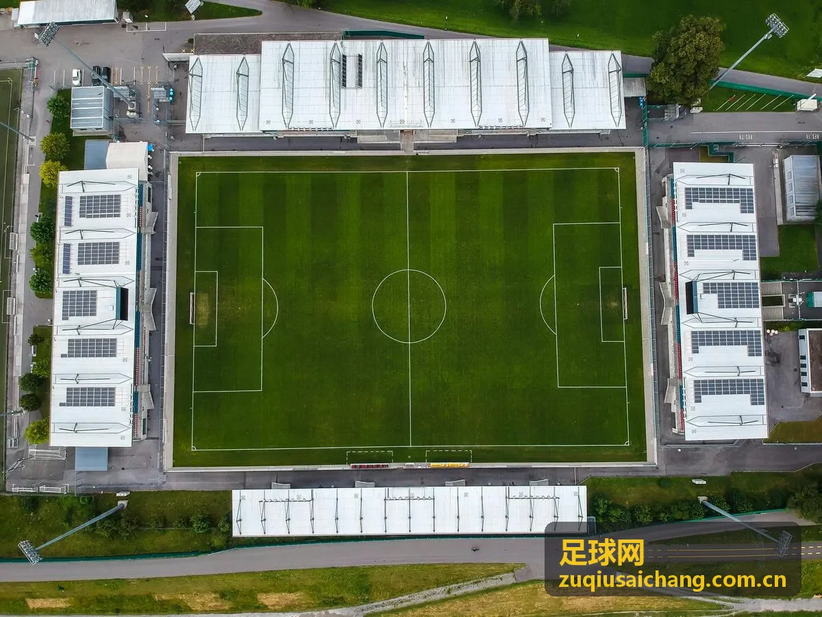足球网高位压迫防守战术图解